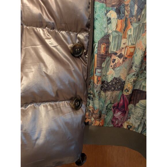 MOTHER The Buttoned Up Metallic Puffer Jacket in Luster SMALL - Picture 3 of 6